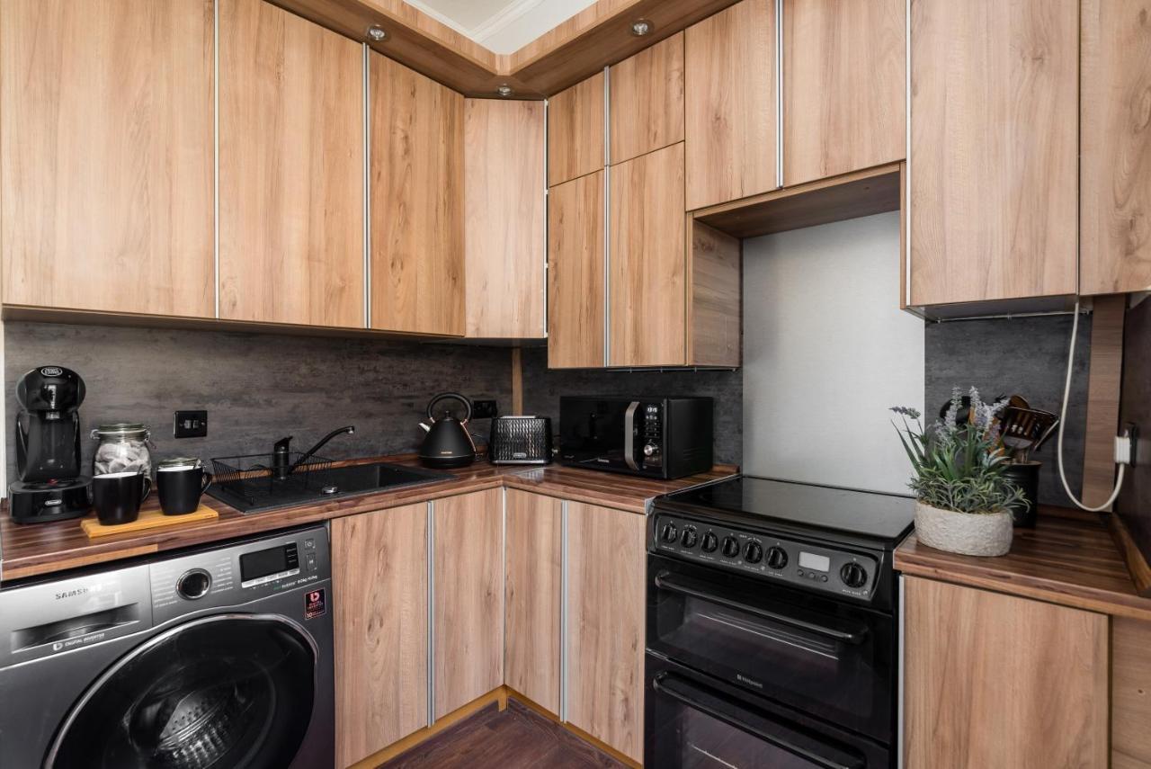 City Centre Stylish Apartment At The Meadows Park EDI Exteriér fotografie